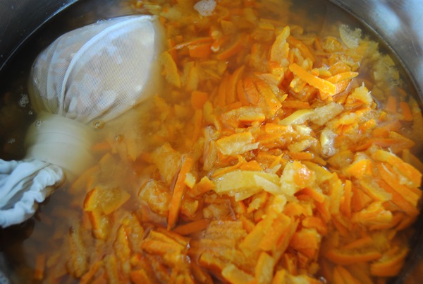 Atolamento de laranjas e cascas de laranja: receitas passo a passo com fotos