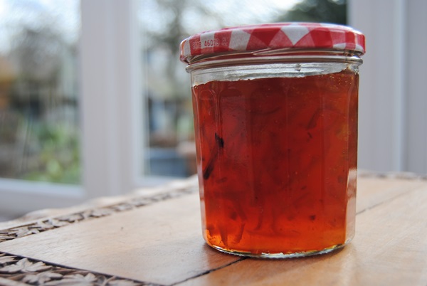 Atolamento de laranjas e cascas de laranja: receitas passo a passo com fotos