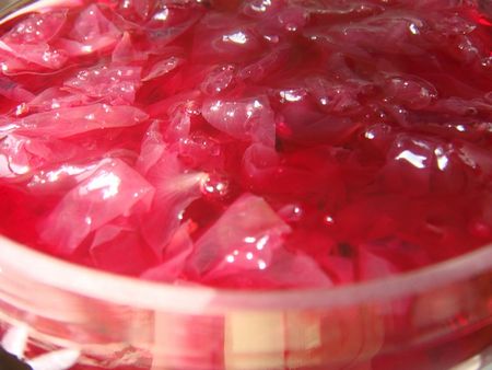 Atolamento das pétalas de rosas Atolamento das pétalas de rosas