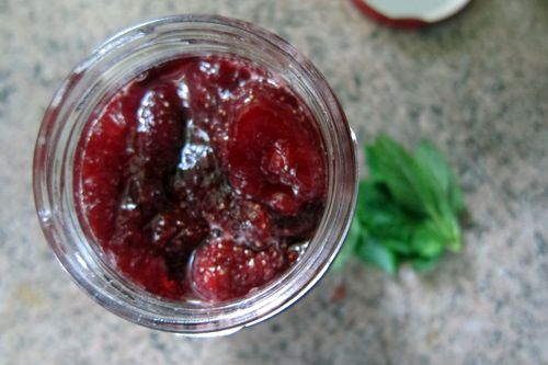 Mermelada de morango com hortelã