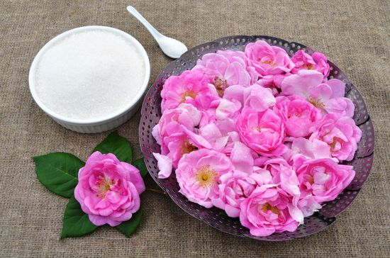 A receita de geléia clássica de rosas