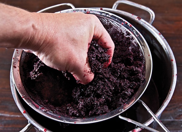 Vinho caseiro de chokeberry