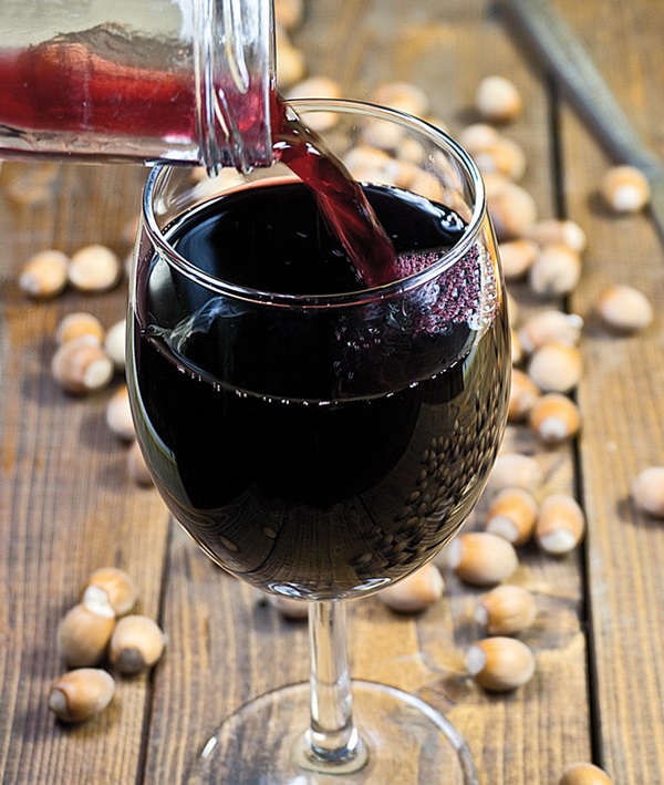 Vinho caseiro de chokeberry