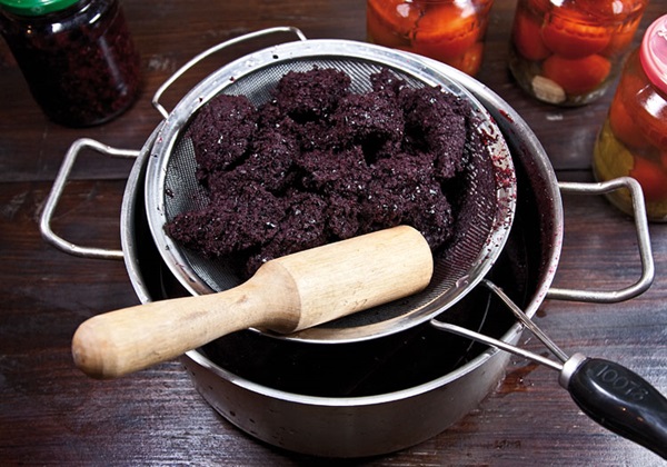 Vinho caseiro de chokeberry