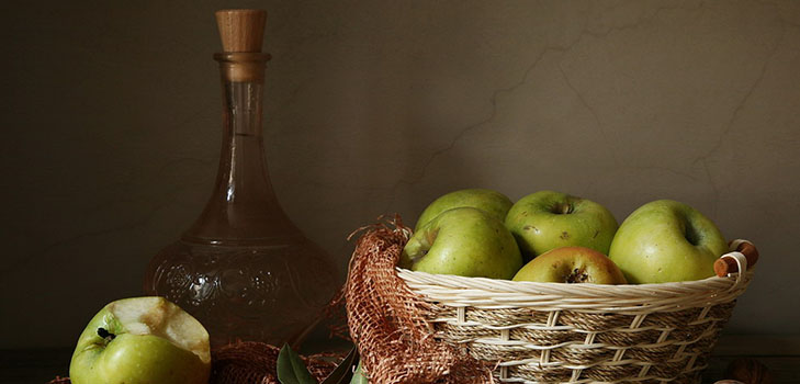 Vinho caseiro de maçãs