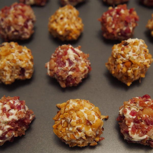 Snacks para o Ano Novo 2017 Galo - preparamos novas receitas deliciosas e interessantes para simples lanches frios e quentes de Ano Novo