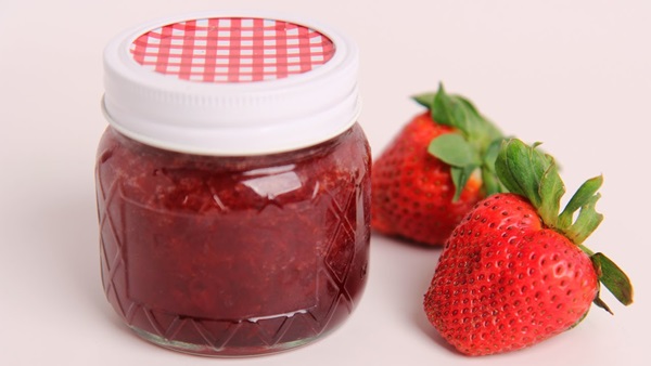 Geléia de morangos para o inverno, receitas