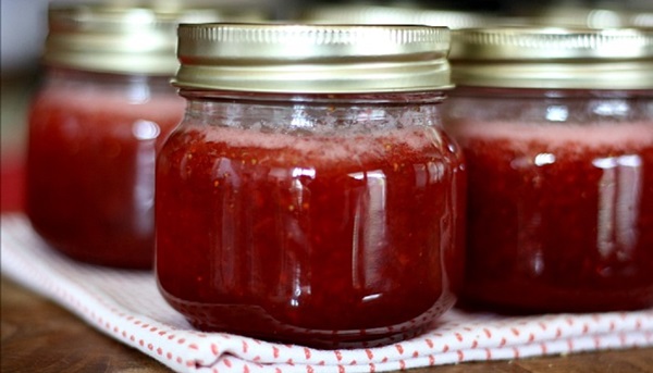 Geléia de morangos para o inverno, receitas