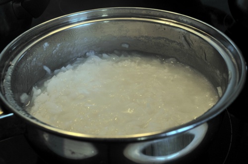 Como cozinhar uma pasta de farinha?