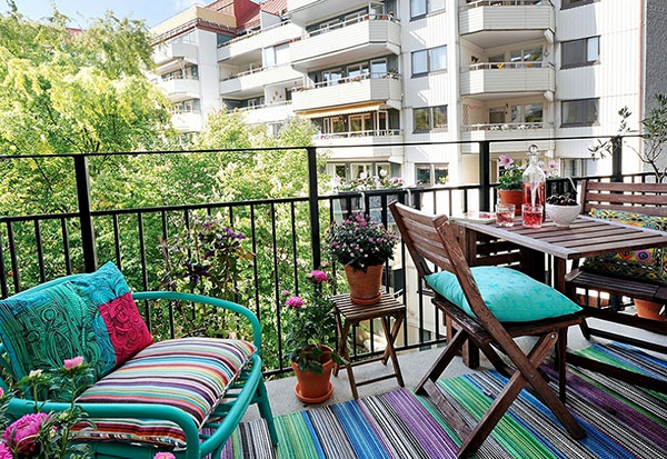 Verão na cidade: como arrumar uma varanda para descansar