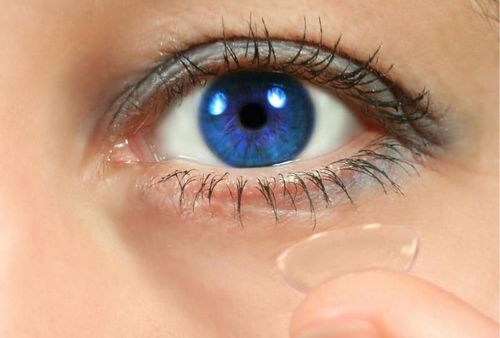 Lentes de contato: danos e benefícios
