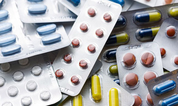 Tratamento da gripe e SARS em adultos em casa: medicamentos de baixo custo e remédios populares. Conselhos do médico Komarovsky sobre como tratar a gripe em crianças